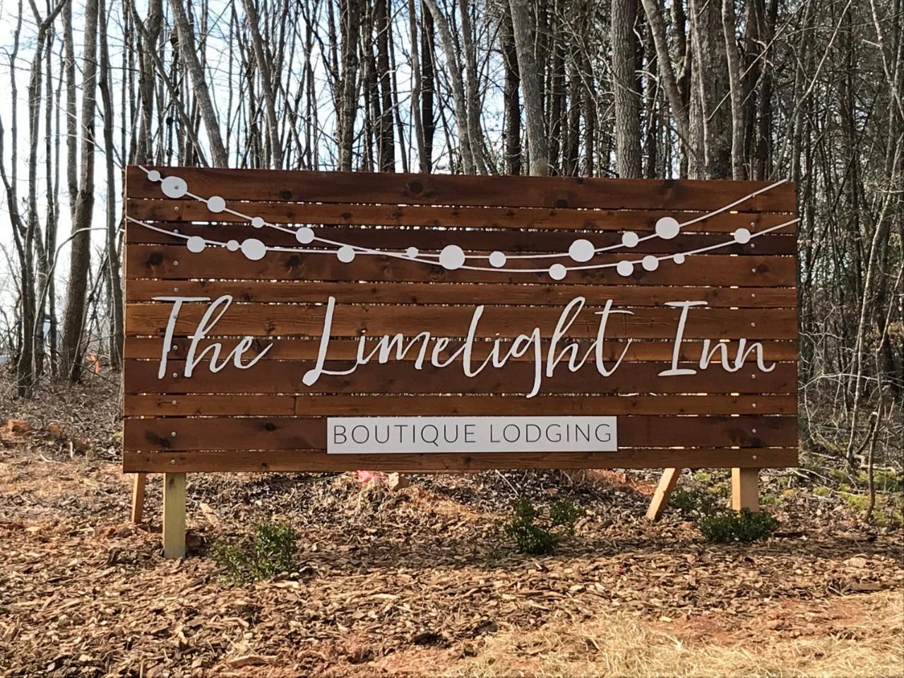 The Limelight Inn Dahlonega Bagian luar foto