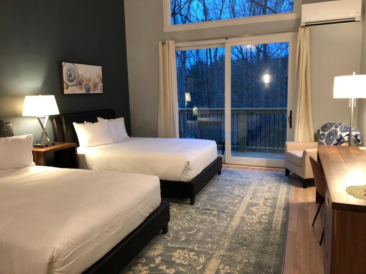 The Limelight Inn Dahlonega Bagian luar foto
